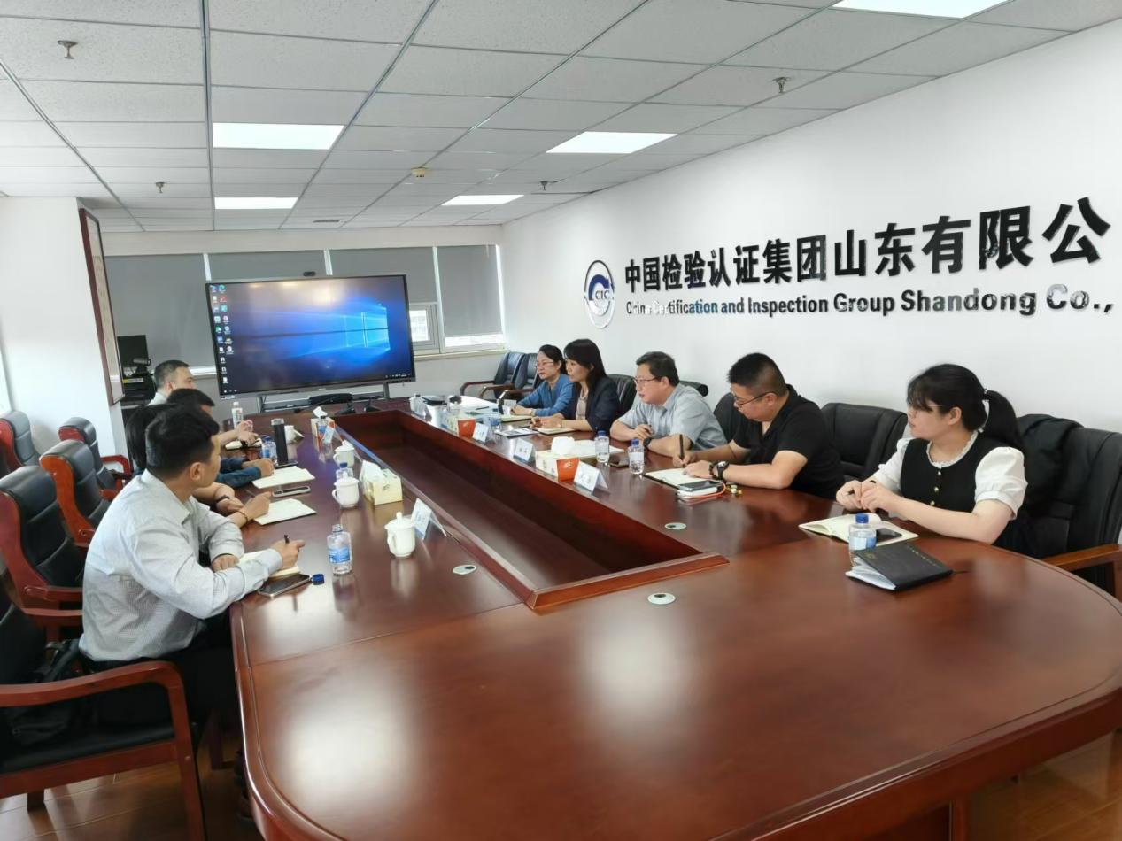 管理学院来访